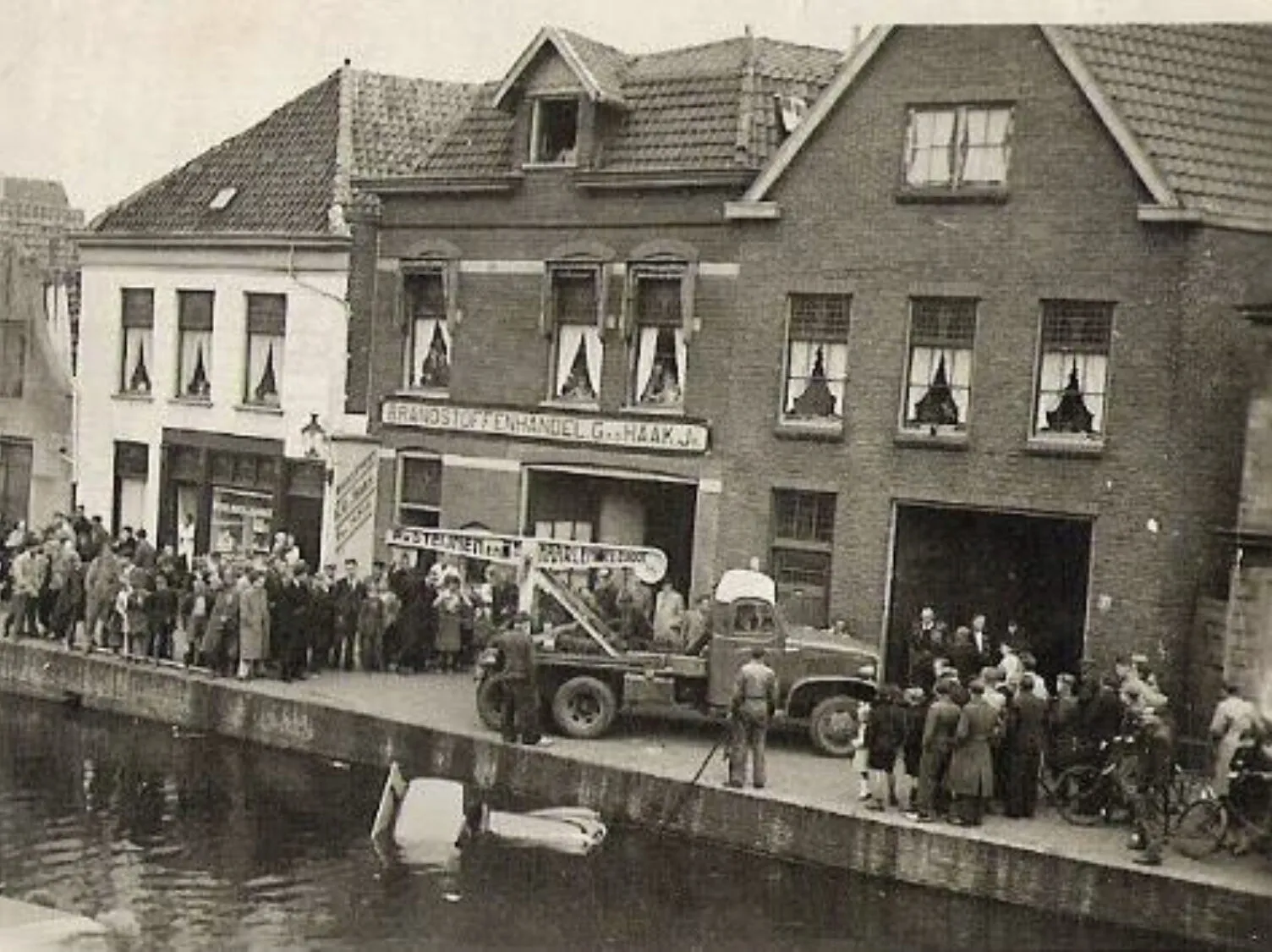 Haak Zonwering historisch