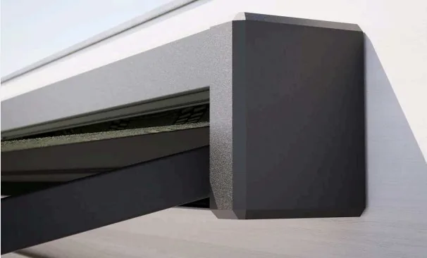 Detail van de antracietkleurige kubische cassette van de Erhardt Kasana