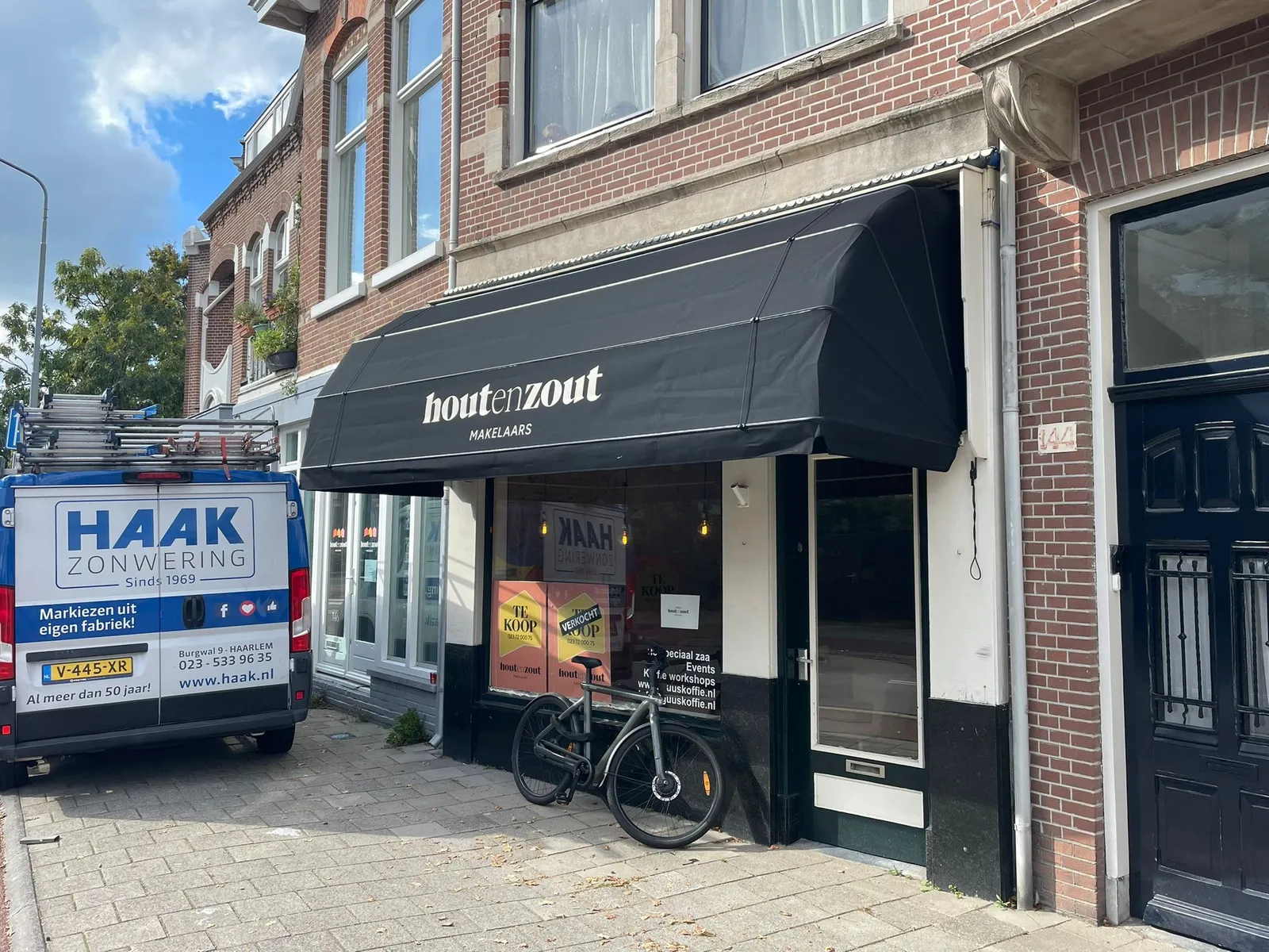 Hout en Zout makelaar markies met logo